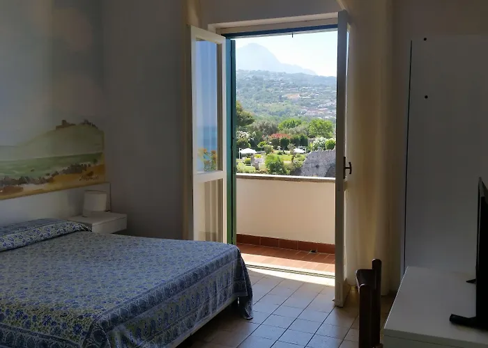 Club אתר נופש סירלה